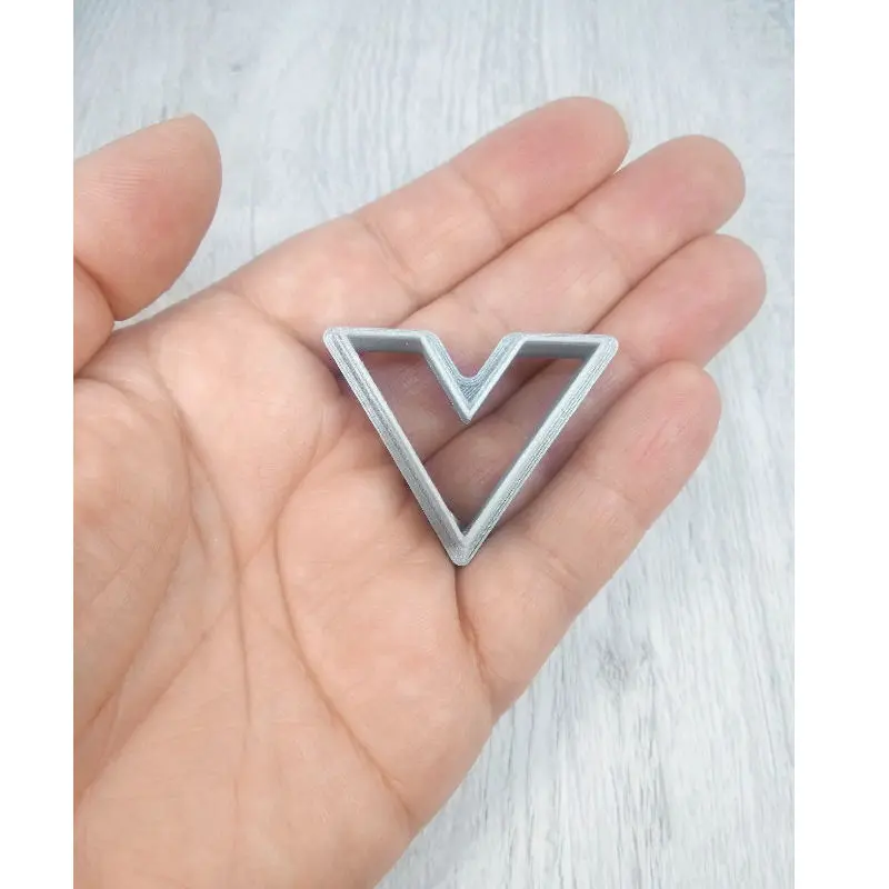 TRIANGLE 6- 5.webp